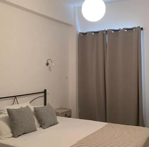 Πανσιόν ψιλή άμμος 4*