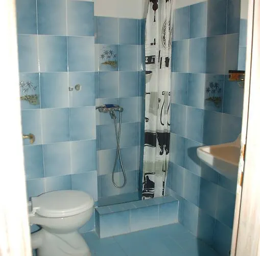 Πανσιόν ψιλή άμμος 4*